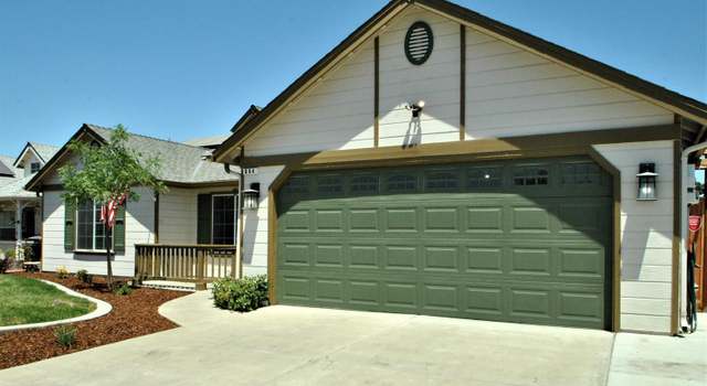 Photo of 884 W Cinnamon Ave, Hanford, CA 93230