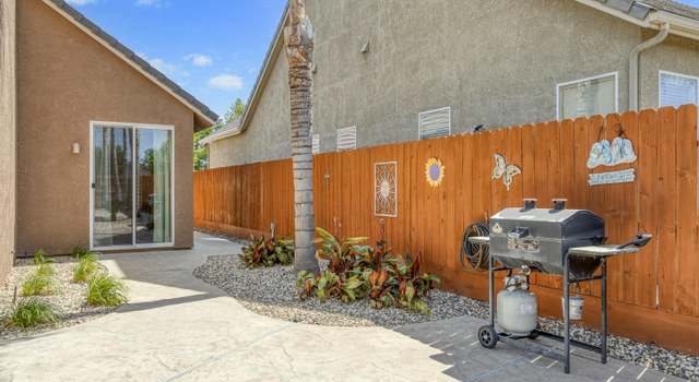 Photo of 3193 Hampton Way, Clovis, CA 93619