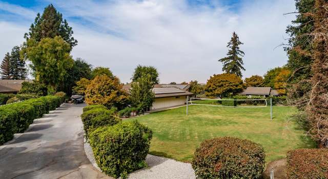 Photo of 12558 Valley Vista Ln, Fresno, CA 93730
