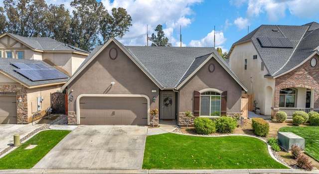 Photo of 7410 N Lacey Dr, Fresno, CA 93722