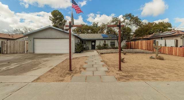 Photo of 3332 Ezie Ave, Clovis, CA 93611