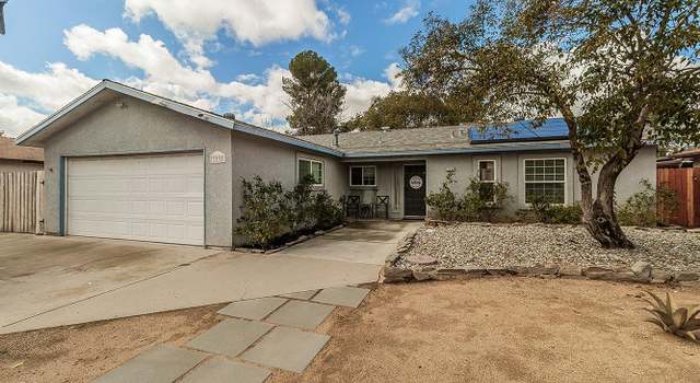Photo of 3332 Ezie Ave, Clovis, CA 93611