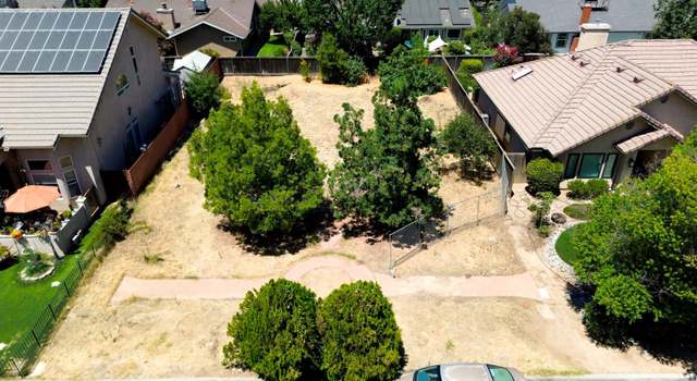 Photo of 1038 E Omaha Ave, Fresno, CA 93720