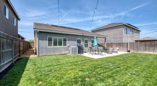 Photo of 574 Expedition Way, Madera, CA 93636