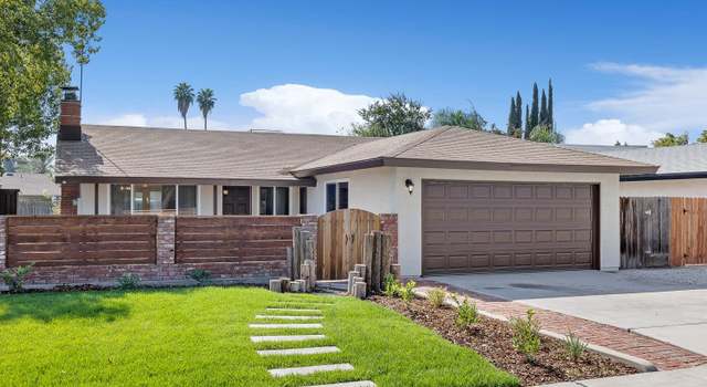 Photo of 576 W Holland Ave, Clovis, CA 93612