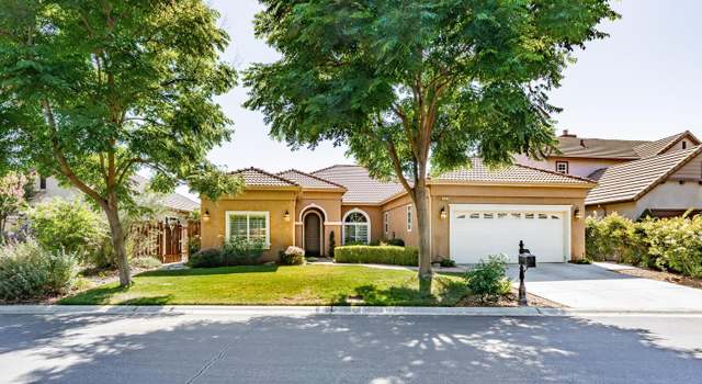 Photo of 4575 N Emerald Peak Dr, Clovis, CA 93619