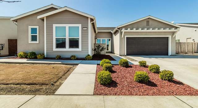 Photo of 1926 N Sherman St, Hanford, CA 93230