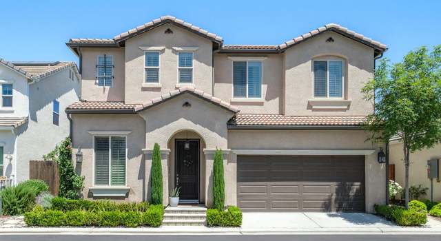 Photo of 1362 E Via Viola Way, Fresno, CA 93730