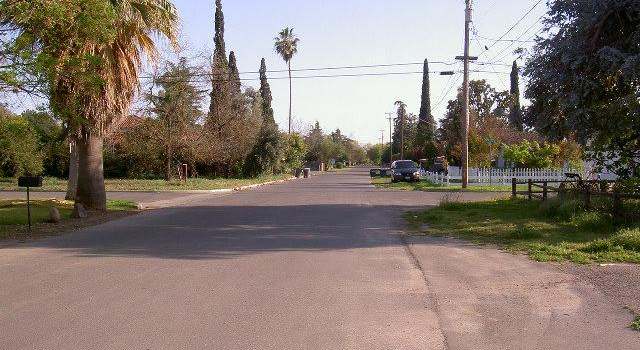 Photo of 625 N Fine Ave, Fresno, CA 93727