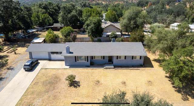Photo of 40768 Crystal Dr, Three Rivers, CA 93271