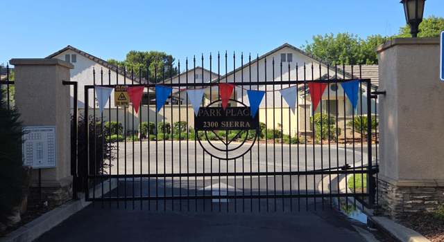 Photo of 2300 Sierra St #130, Kingsburg, CA 93631