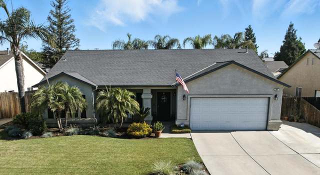 Photo of 665 W Orange St, Kingsburg, CA 93631