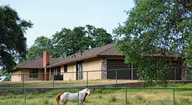 Photo of 46570 Dry Creek Dr, Badger, CA 93603