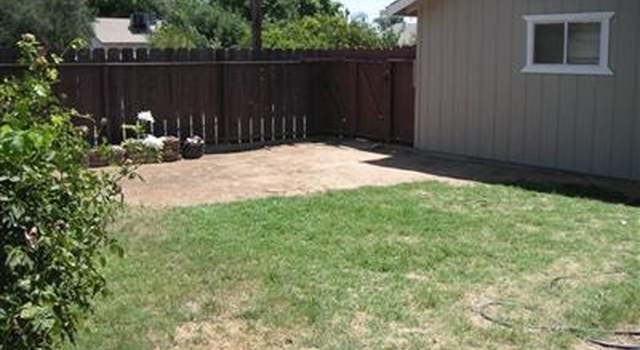 Photo of 994 N Haney Ave, Reedley, CA 93654