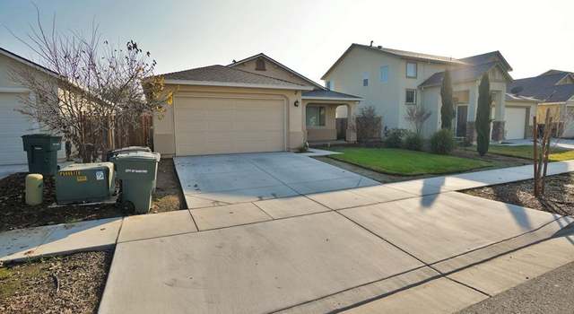 Photo of 1127 W Greenbrier Dr, Hanford, CA 93230