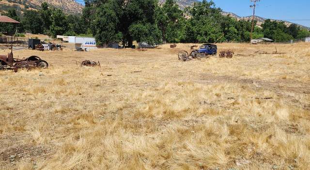 Photo of 10 Live Oak Dr Tbd, Sanger, CA 93657