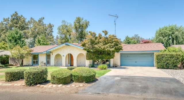 Photo of 317 Trout Lake Dr, Sanger, CA 93657