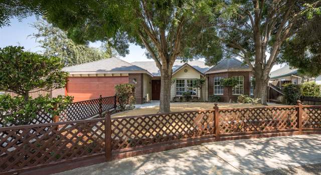Photo of 172 Grace Ct, Lemoore, CA 93245