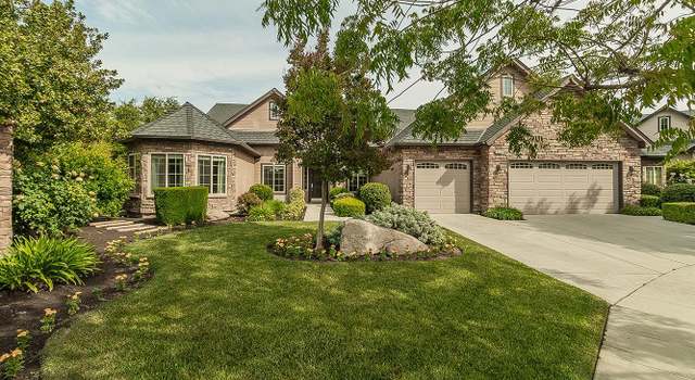 Photo of 1707 N Karen Ave, Clovis, CA 93619