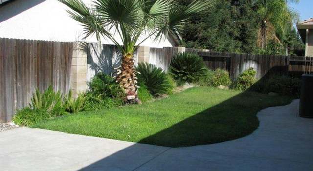 Photo of 1058 N Perry Ave, Clovis, CA 93611