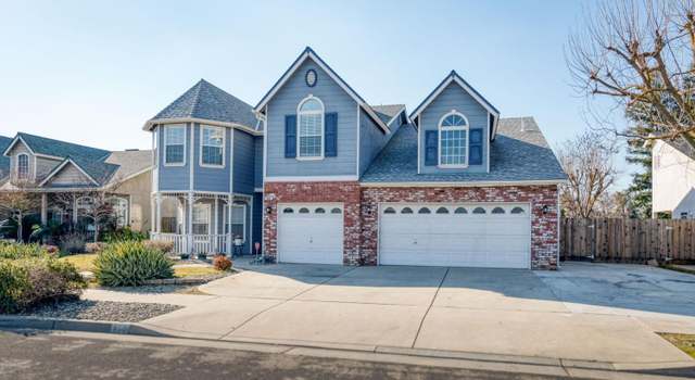 Photo of 862 N Cherry Ln, Clovis, CA 93611