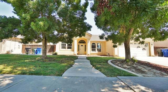 Photo of 1588 Redbud St, Lemoore, CA 93245