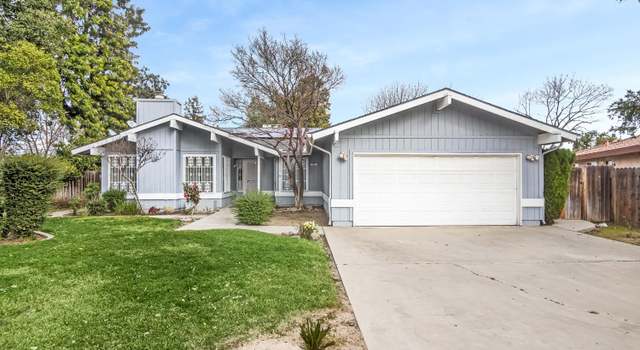 Photo of 565 W Ashcroft Ave, Clovis, CA 93612