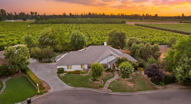 Photo of 40163 Riverwood Rd, Kingsburg, CA 93631
