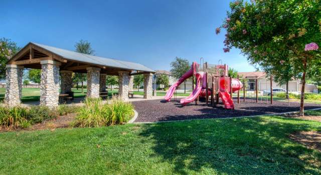 Photo of 3301 Alamos Ave, Clovis, CA 93619