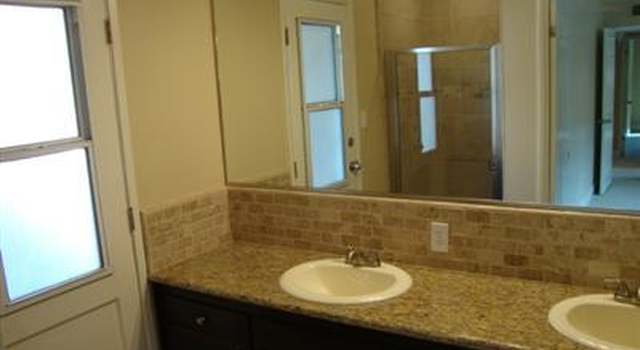 Photo of 6390 N Spalding Ave, Fresno, CA 93710