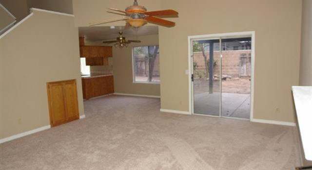 Photo of 3520 W Robinson Ave, Fresno, CA 93722
