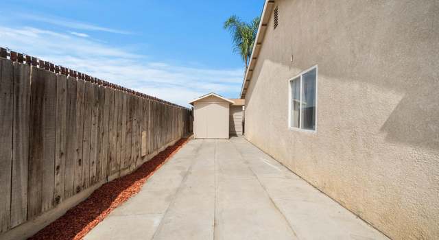 Photo of 8417 Hawkeye Dr, Bakersfield, CA 93313