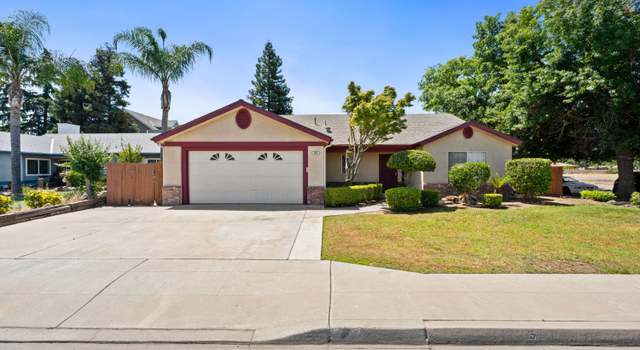 Photo of 392 W Magill Ave, Clovis, CA 93612