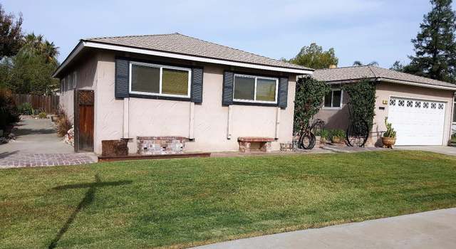 Photo of 393 W Ashcroft Ave, Clovis, CA 93612