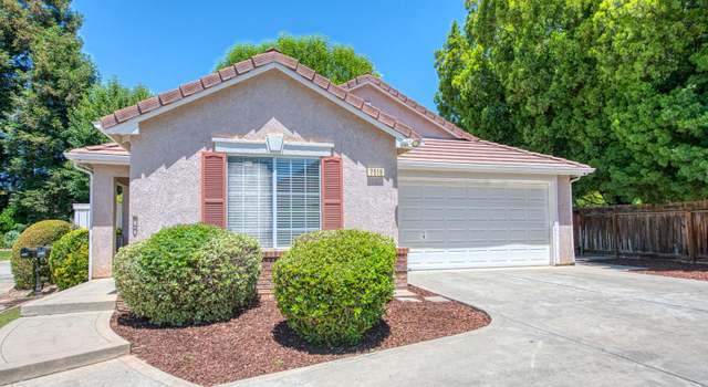 Photo of 7518 N Trellis Cir, Fresno, CA 93720