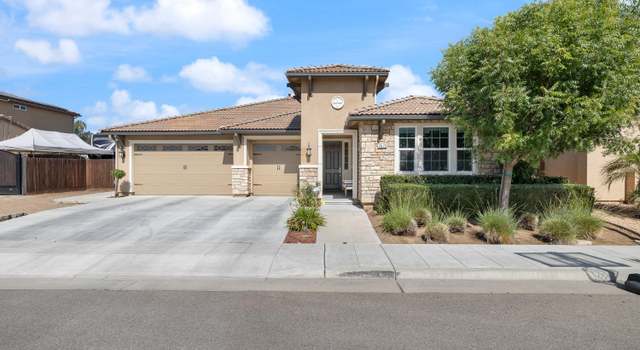 Photo of 3573 Hermosa Ave, Clovis, CA 93619