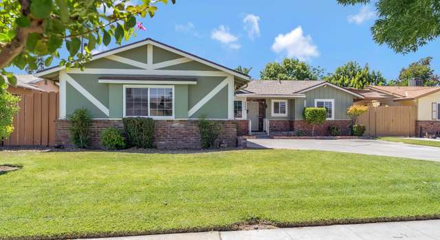 Photo of 3334 E Hampton Way, Fresno, CA 93726
