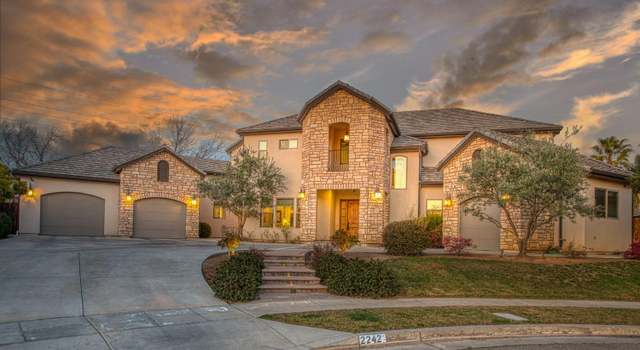 Photo of 2242 E Carnoustie Ave, Fresno, CA 93730