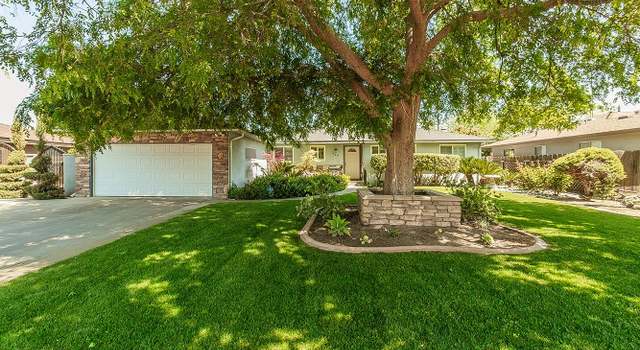 Photo of 720 I St, Parlier, CA 93648