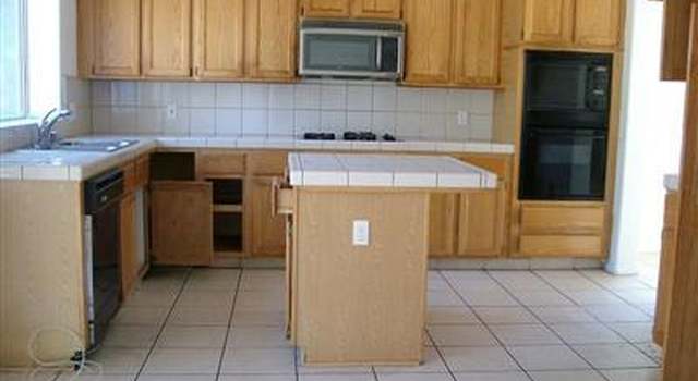 Photo of 2261 E Trenton Ave, Fresno, CA 93720