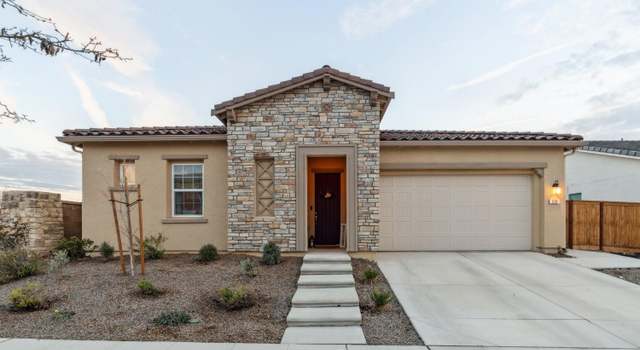 Photo of 570 Laurel Crest Ave, Madera, CA 93636