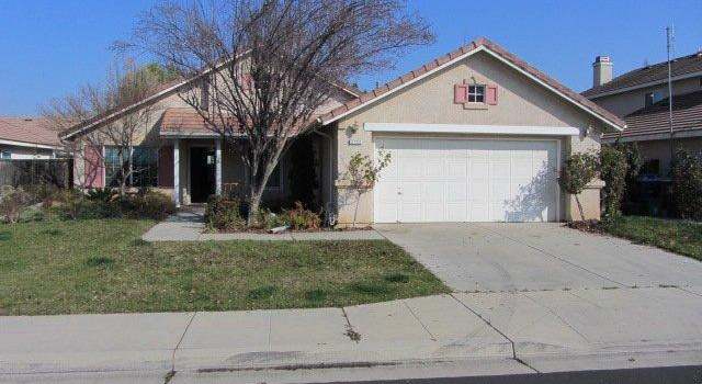 Photo of 2733 Burlingame Ave, Clovis, CA 93611