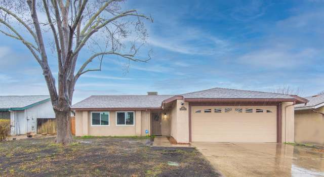 Photo of 1028 Salem Dr, Hanford, CA 93230
