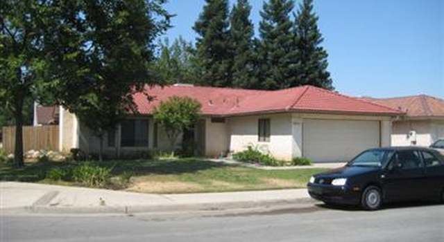 Photo of 3666 W Redlands Ave, Fresno, CA 93722