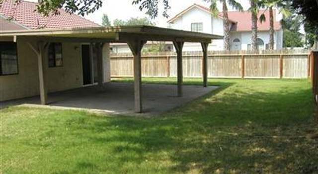 Photo of 3666 W Redlands Ave, Fresno, CA 93722