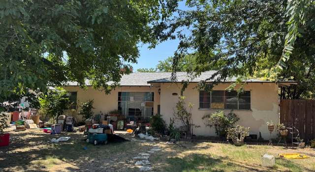 Photo of 5466 E Lansing Way, Fresno, CA 93727