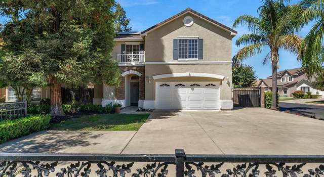 Property at 1922 Backowski Ave, Clovis, CA 93611, 3 beds, 2.5 baths