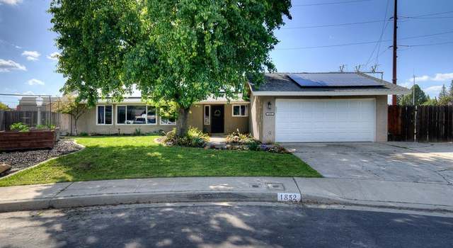 Photo of 1852 Escalon Ave, Clovis, CA 93611