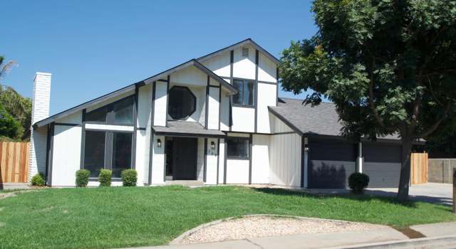 Photo of 769 N Valencia Blvd, Woodlake, CA 93286
