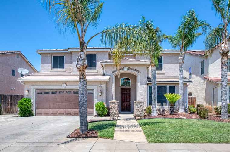 Photo of 2631 Wrenwood Ave Clovis, CA 93611